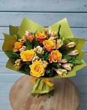 Букет цветов из:  Альстромерии и Розы в Нововаршавке