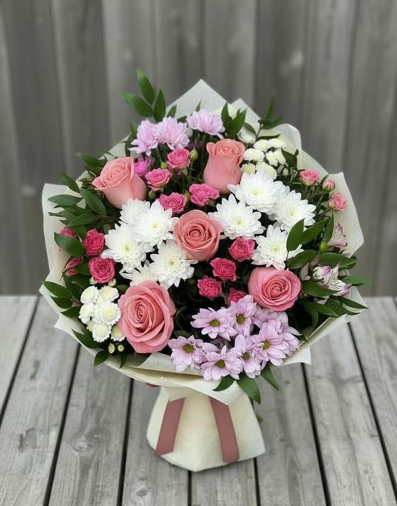 Букет цветов из: Альстромерии, Гвоздики, Розы и Хризантемы в Нововаршавке