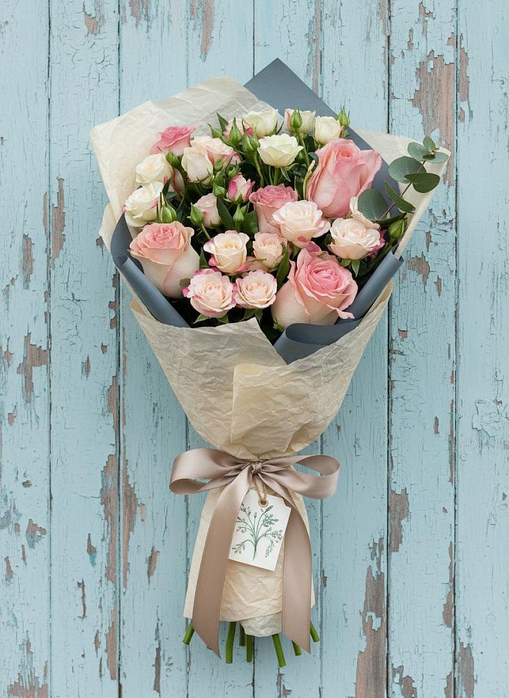 Букет цветов из: Розы в Нововаршавке