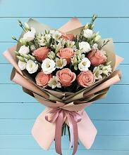 Букет цветов из:  Розы, Альстромерии и Лизиантусы в Нововаршавке