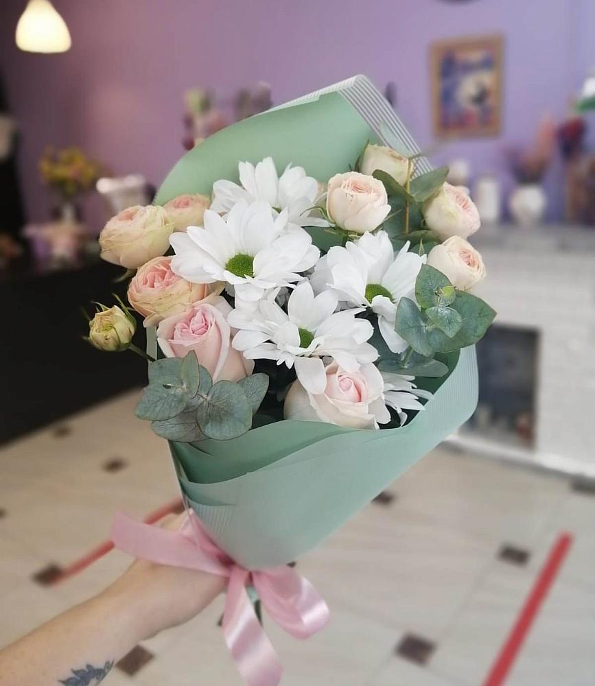 Букет цветов из: Хризантемы и Розы в Нововаршавке