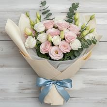 Букет цветов из:  Лизиантусы #REPLACE_PRED# Нововаршавке