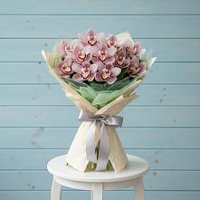 Букет цветов из:  Орхидеи и Розы в Нововаршавке