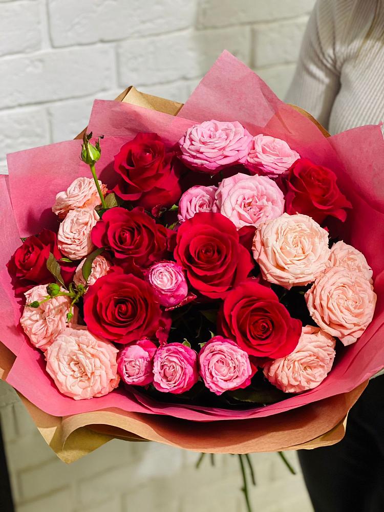 Букет цветов из: Розы в Нововаршавке