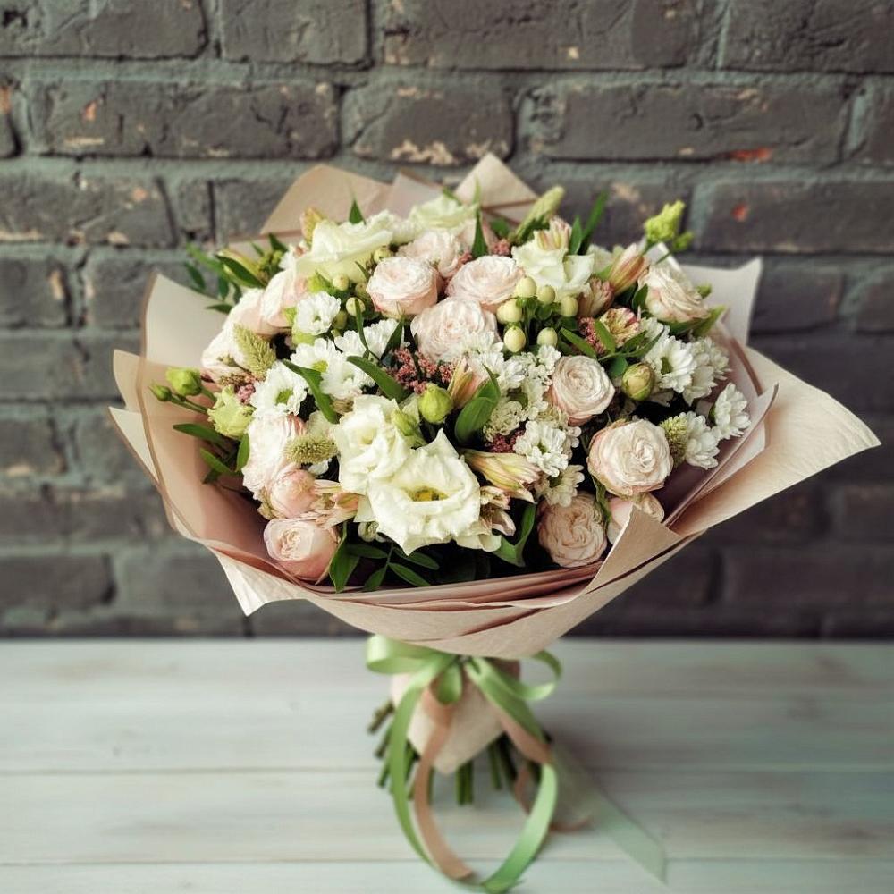 Букет цветов из: Альстромерии, Розы и Хризантемы в Нововаршавке