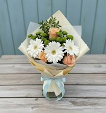Букет цветов из:  Герберы, Розы и Хризантемы в Нововаршавке