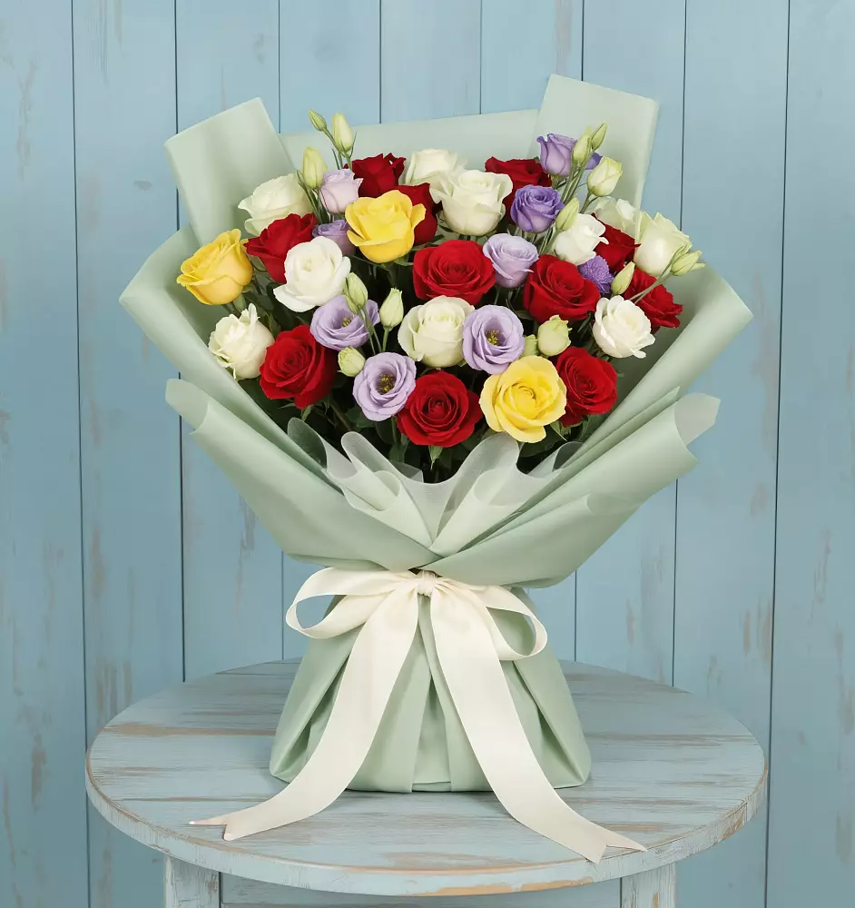 Букет цветов из: Розы в Нововаршавке