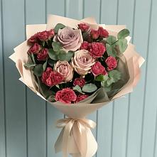 Букет цветов из:  Гвоздики и Розы #REPLACE_PRED# Нововаршавке