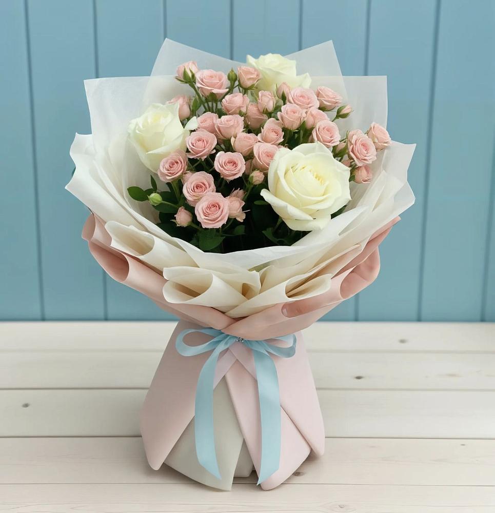 Букет цветов из: Розы в Нововаршавке